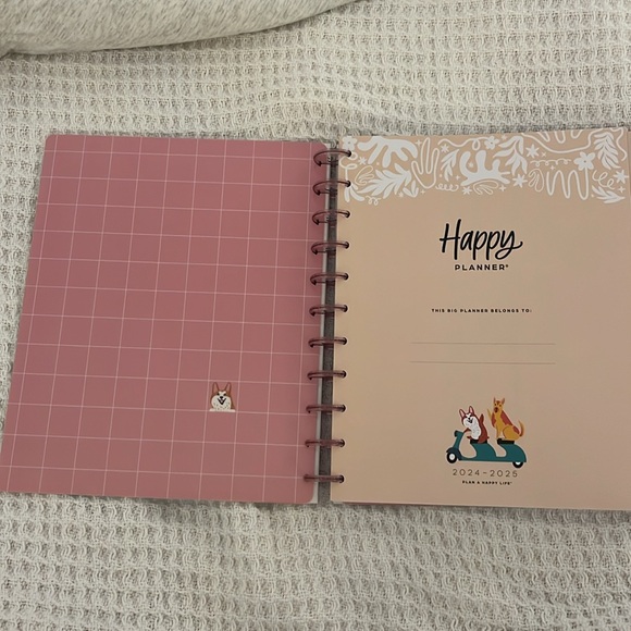 Happy Planner Big lined vertical layout 18 month planner. 2024-2025. - Picture 4 of 5